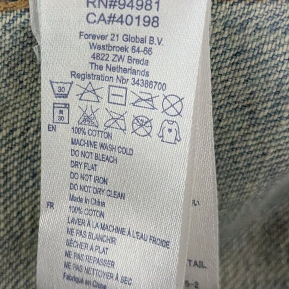 FOREVER 21 Cropped Blue Denim Button Jean Jacket; Size S - Picture 4 of 4